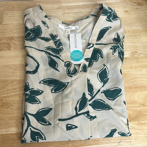 Fun 2 Fun stitchfix Beige and Dark Green Floral Blouse - Picture 11 of 11